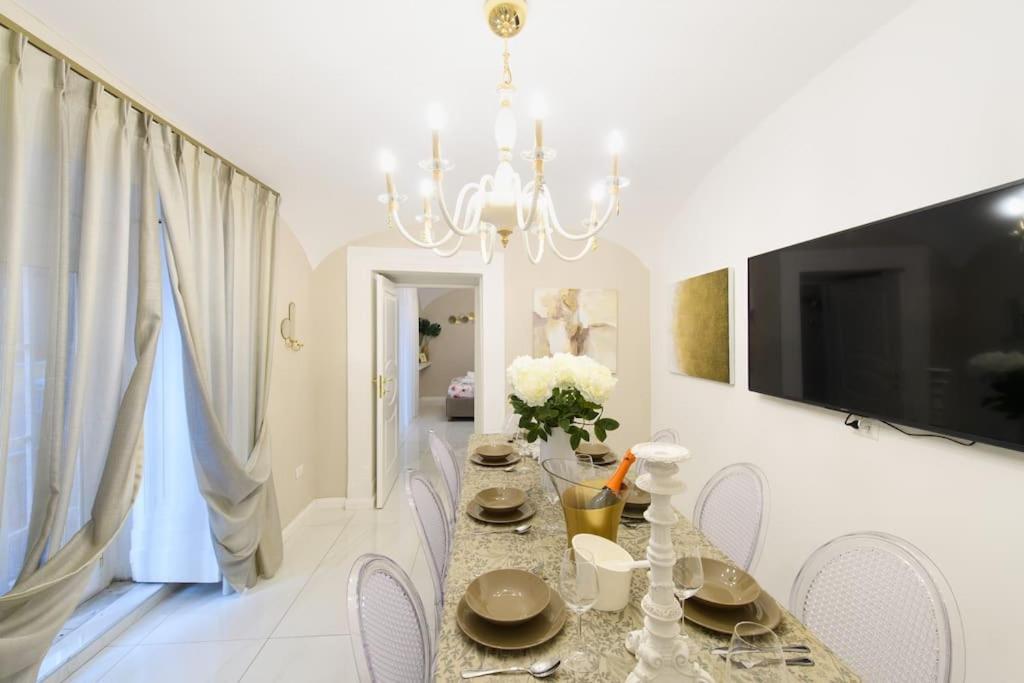 Gran Maison Toledo Napoli Bagian luar foto